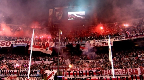 barra bravas -river plate.jpg